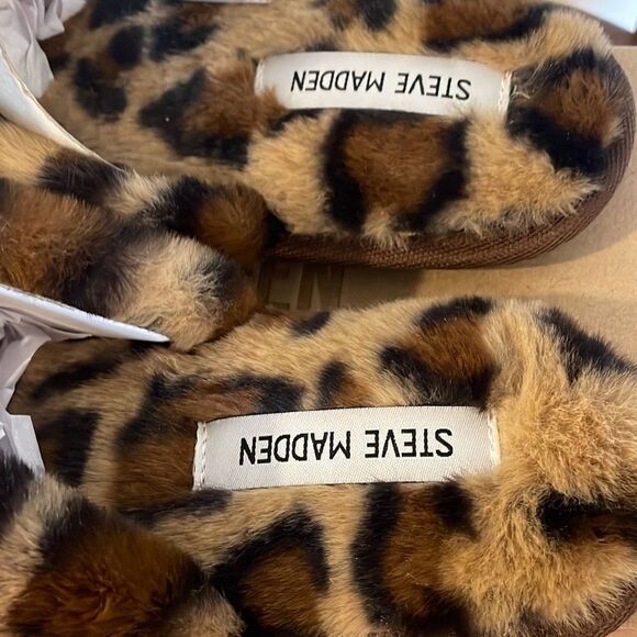 Steve Madden NWB  Kadyn leopard fuzzy slippers 9 - Picture 7 of 9